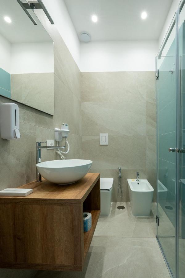 B&B Corso Garibaldi 165 Napoli Bagian luar foto