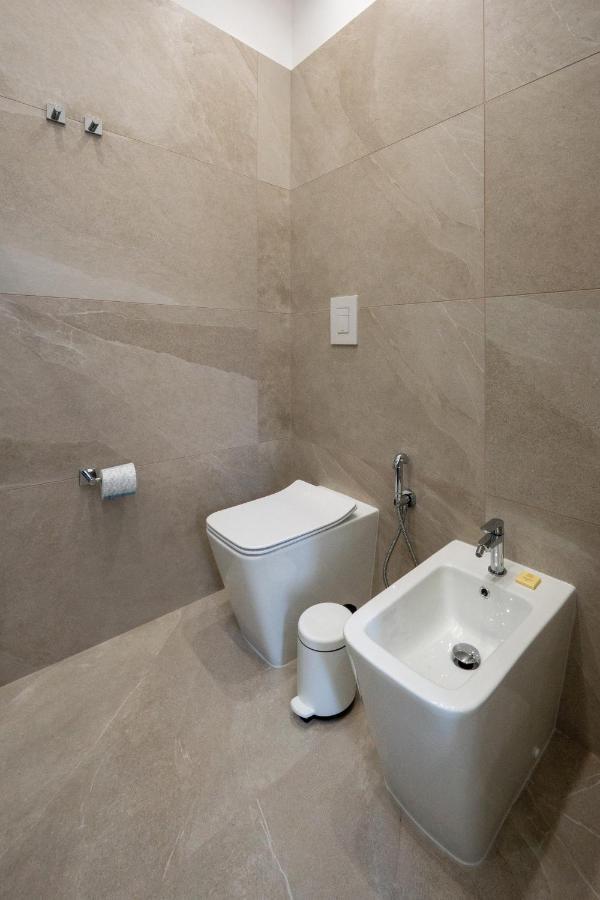 B&B Corso Garibaldi 165 Napoli Bagian luar foto