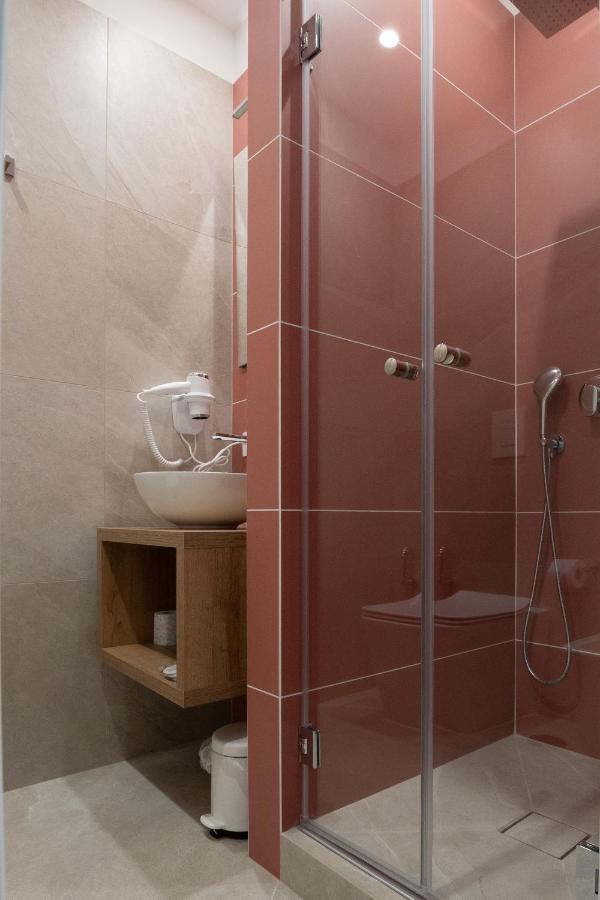 B&B Corso Garibaldi 165 Napoli Bagian luar foto
