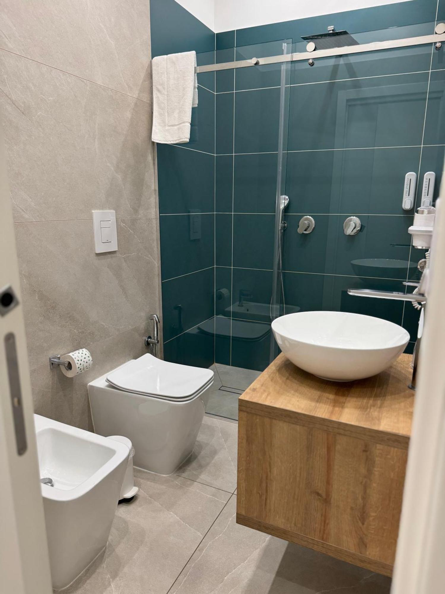 B&B Corso Garibaldi 165 Napoli Bagian luar foto