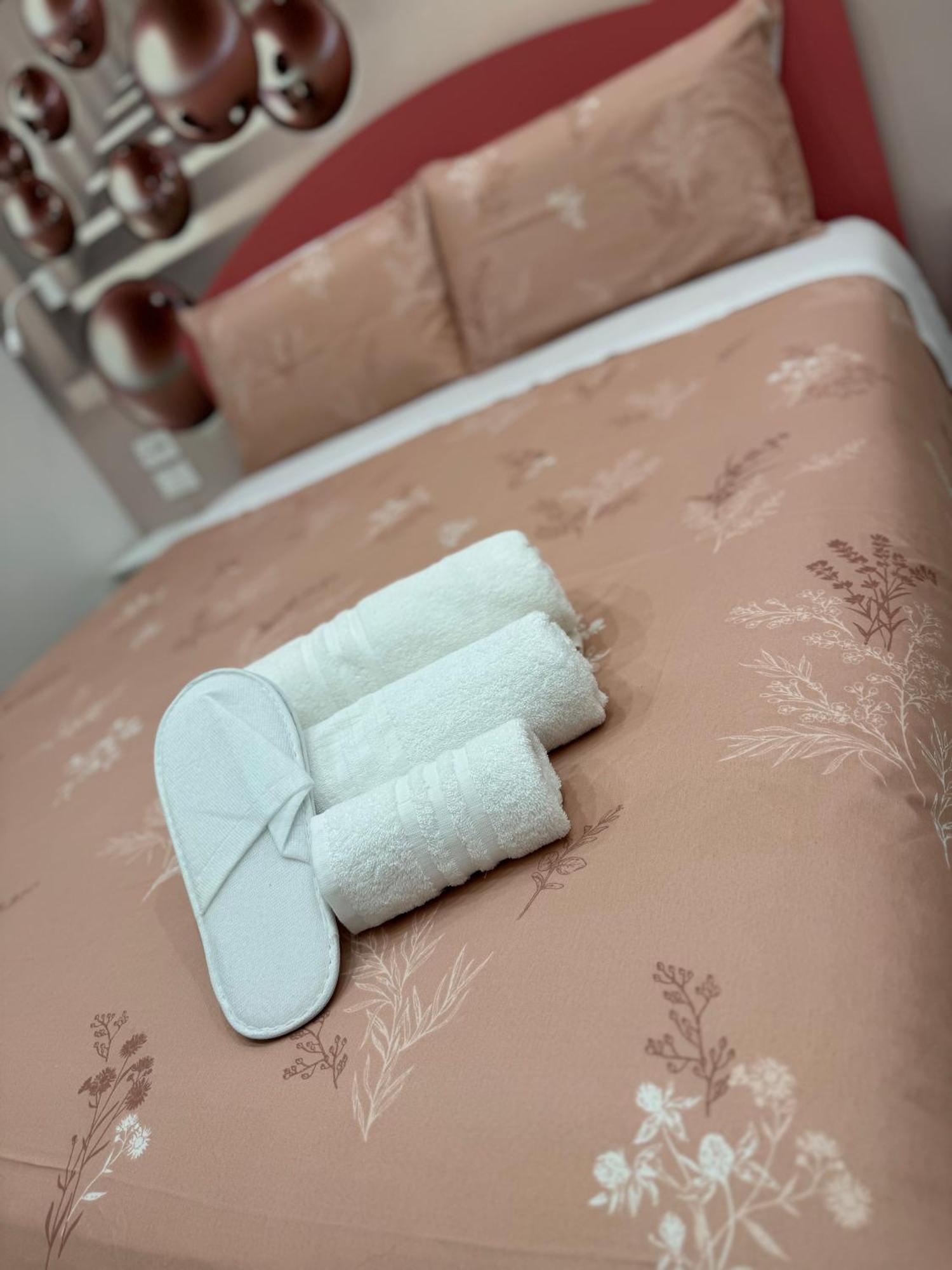 B&B Corso Garibaldi 165 Napoli Bagian luar foto