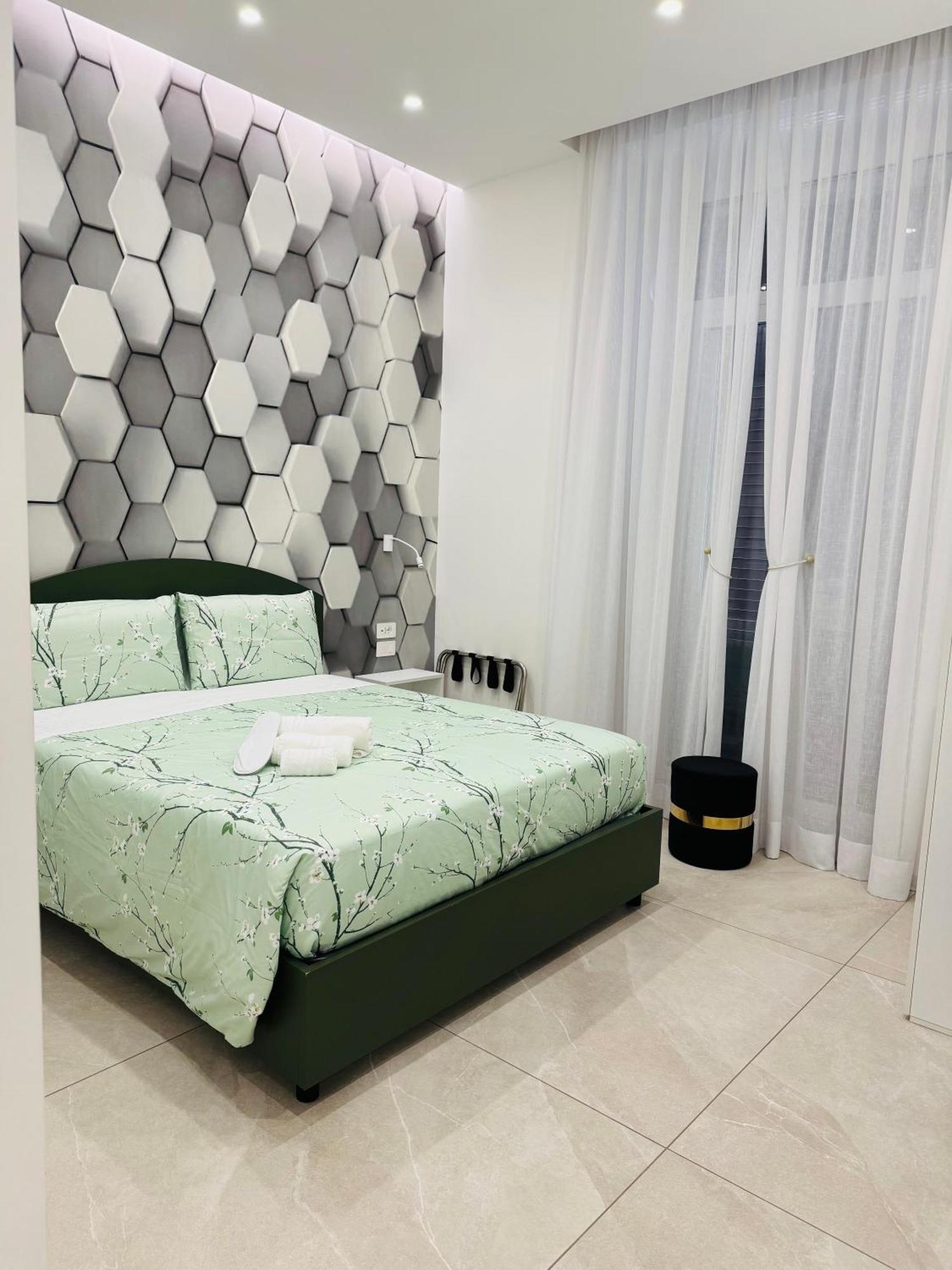 B&B Corso Garibaldi 165 Napoli Bagian luar foto