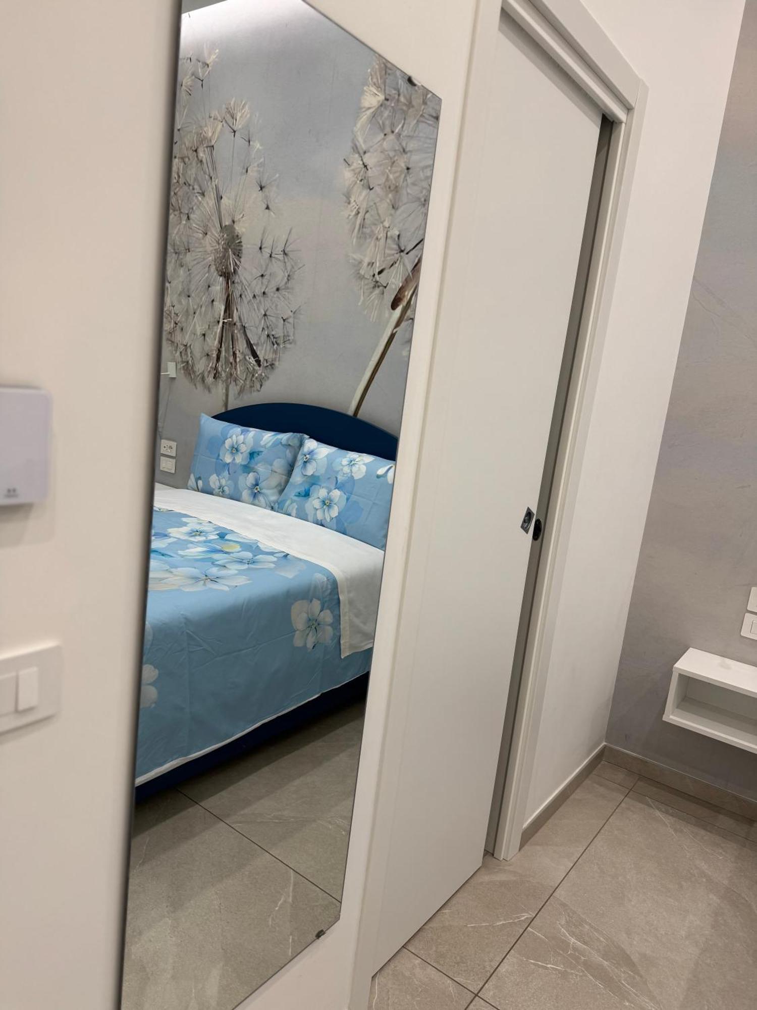 B&B Corso Garibaldi 165 Napoli Bagian luar foto